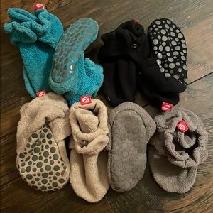 Zutano grippy booties size 18mo four pairs bundle